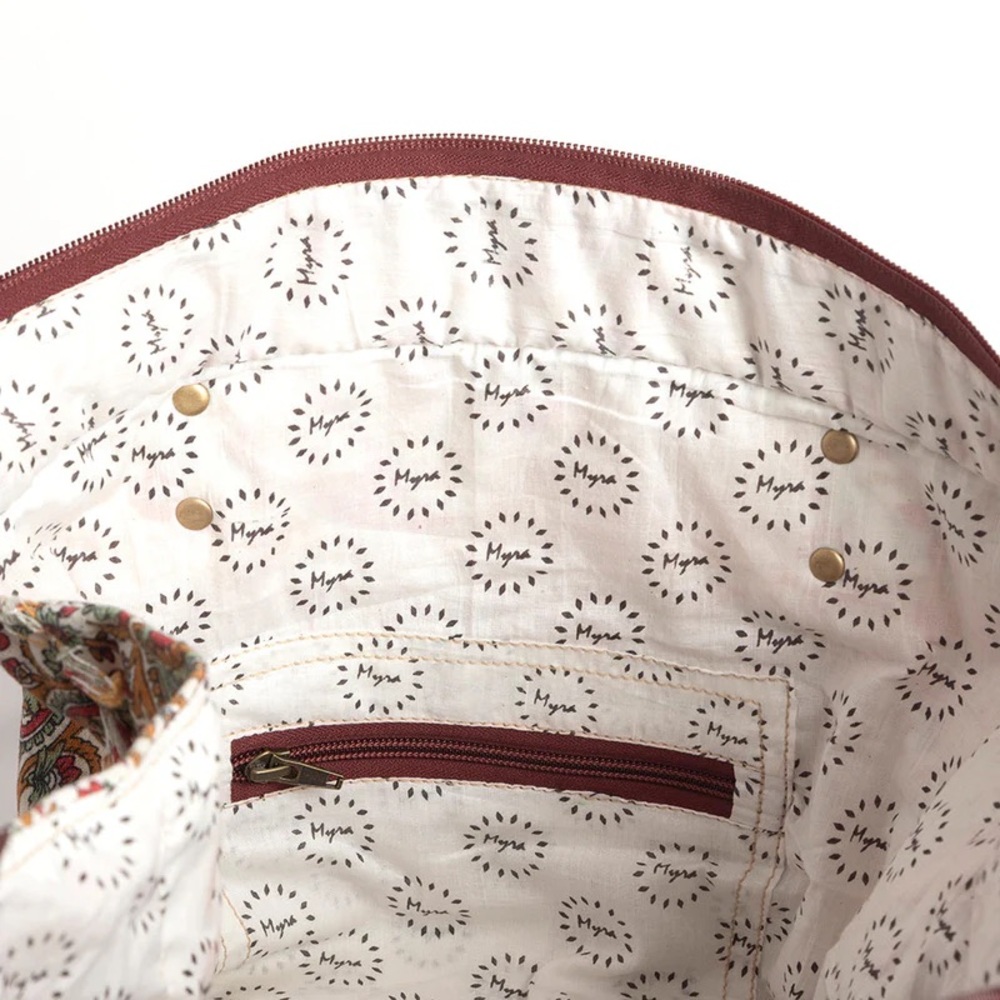 🚨LAST ONE🚨 Paisley Point Multicolor Canvas & Leather Weekender Fringe Trim - Picture 6 of 6